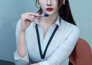 秀人网 – 外科TEL没有约会，夏日写真倒很“热闹”的样子