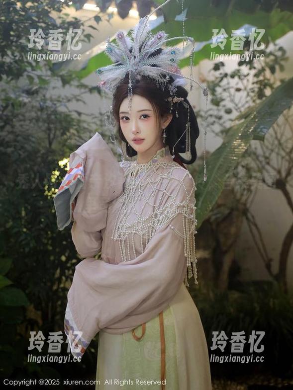 秀人网 - 看奈汐酱nice的宣传，合集美图里竟然藏着小剧场！