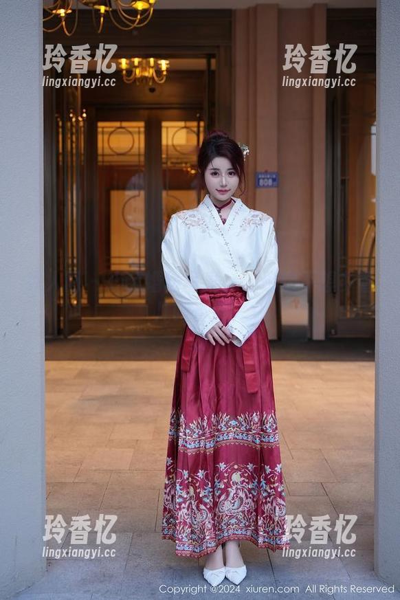 秀人网 - 奶酥婚纱写真：你确定不想多看几眼资源？