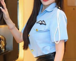秀人网 – 图册大公开！陈伊人女王适合放在冰箱门上的每天都想扔给我的吃冰淇淋时光。