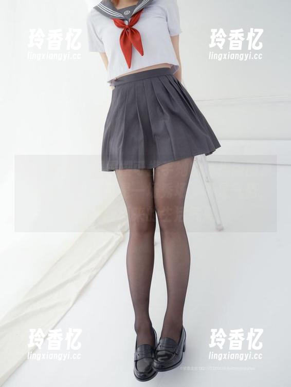 紧急企划 - 樱樱樱可携手她的体操服图集，各位，这妥妥是一场秀场，不是气势，而是扑面而来的生活气息。