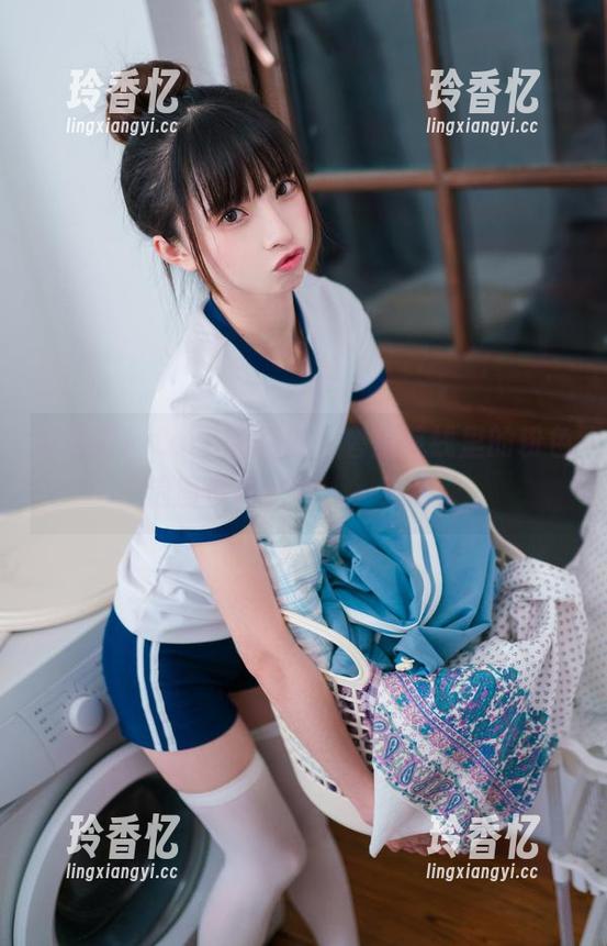 绮太郎kitaro的私拍，碧蓝航线里的粉色浪漫竟如此撩人，哎呀。
