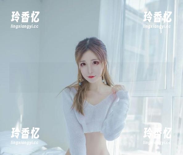 美图101：翎柒菜菜开着她的机车，尽显骑士风范！