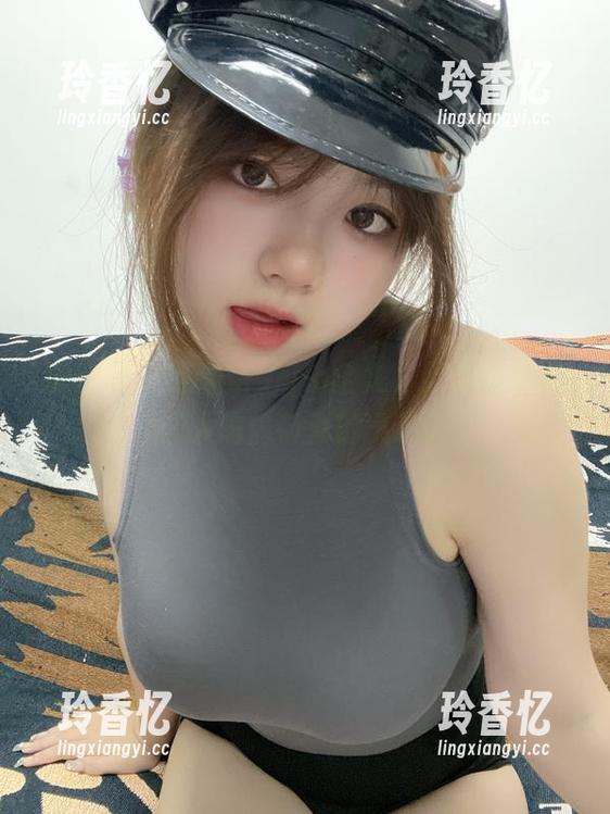 微密圈 - 葱油饼erjio全集，原图里有种让人偷偷窃喜的气息。