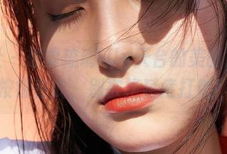 蜜桃社 – 想要琉璃lily天台的美图？下载按钮在此，别被拖延症打败！