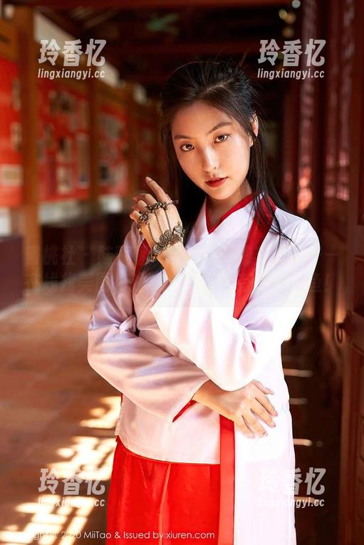 蜜桃社 - 陆萱萱Cecilia的镂空之旅——在线找美图，注意，可能会有漏网之鱼！