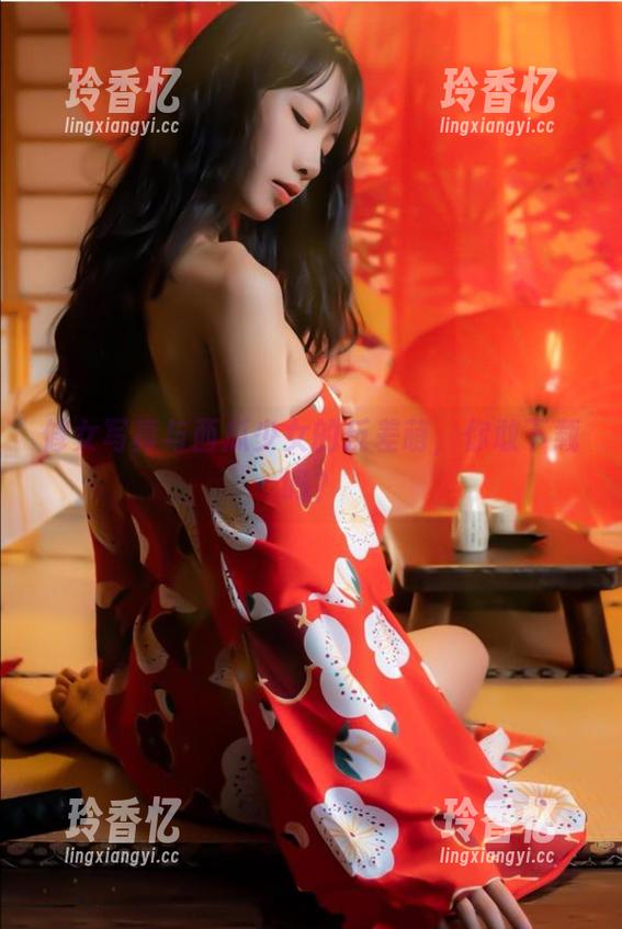 修女写真与西瓜少女的反差萌，你敢下载吗？