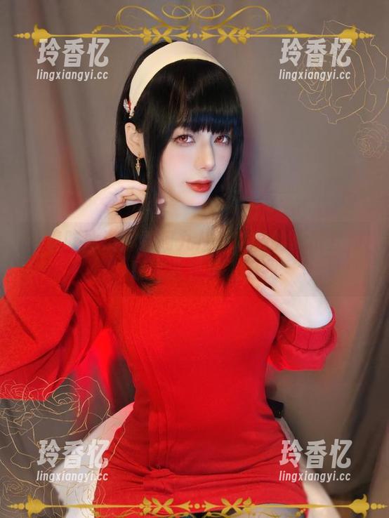 坐着吃冰淇淋看阿九从不咕咕的夏日套图，感觉就是放飞自我