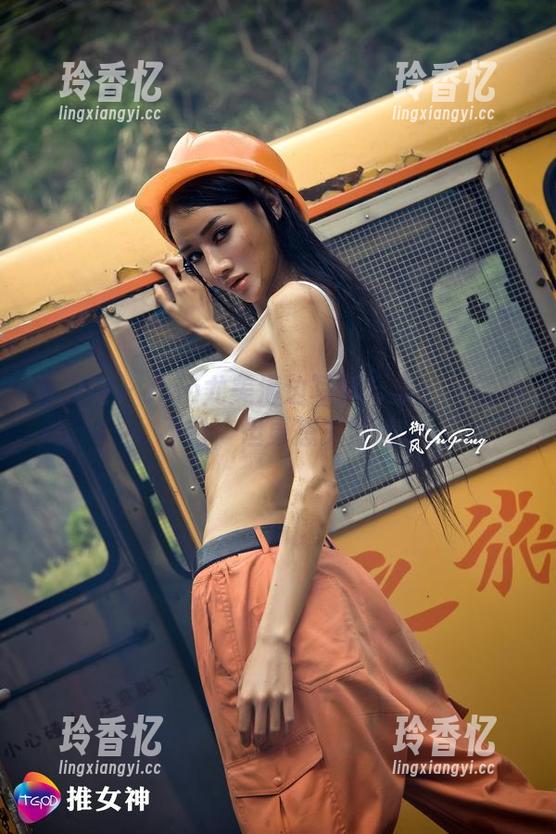 青豆客 - Ann尤美海边写真合集——景色不错，但更想关注她