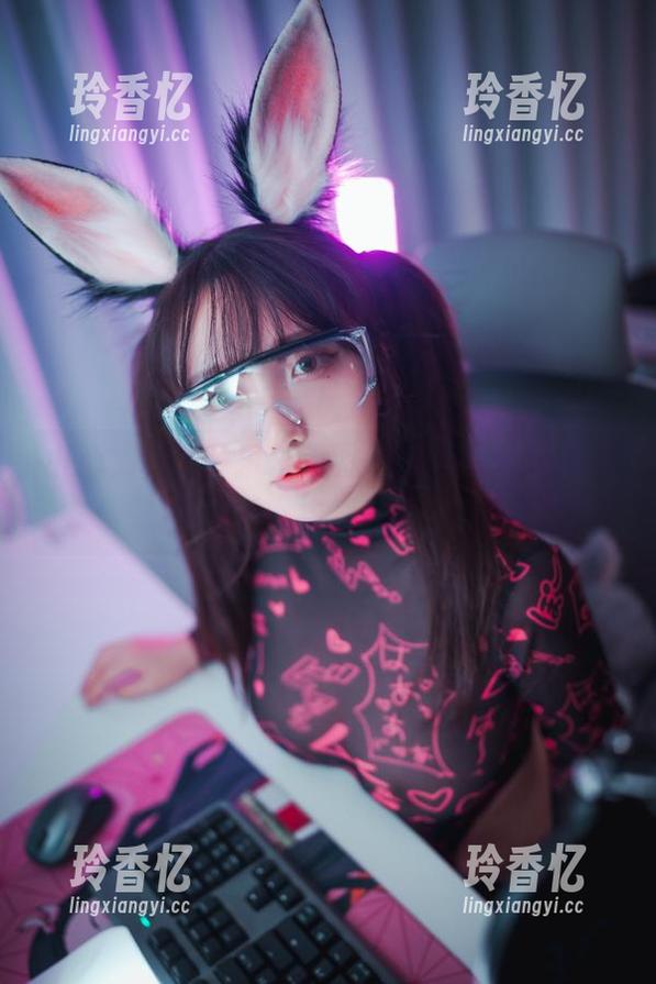 小心，韩国孙乐乐美图上线！怎么又是一个淘气女主管的合集？