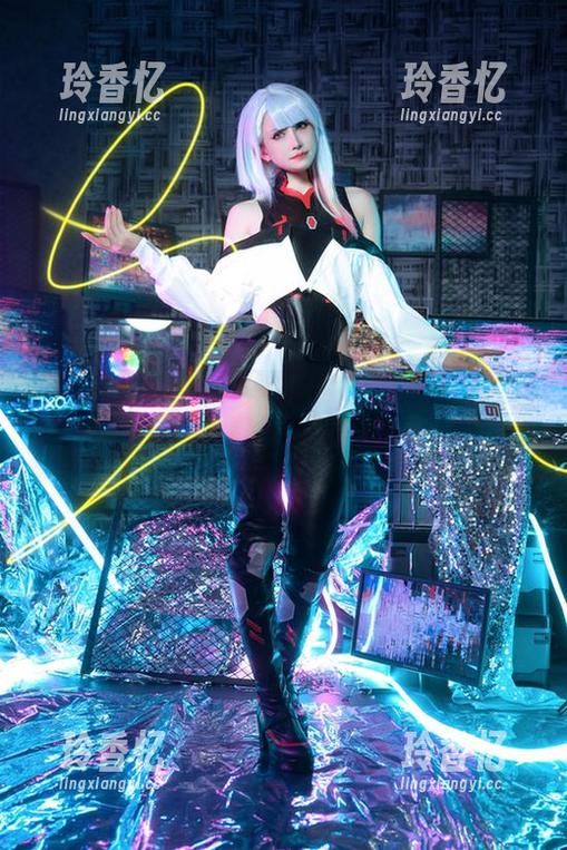 鹿八岁baby图集更新：女仆角色扮演,你敢来吗？！